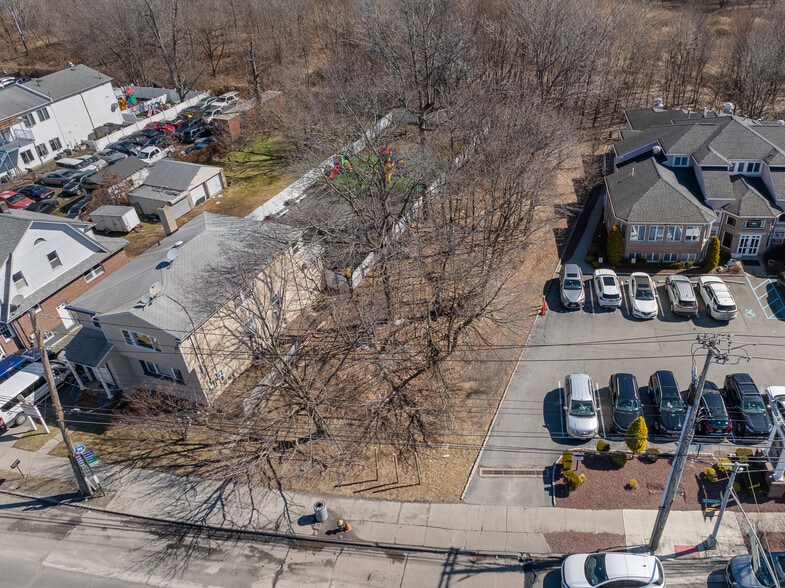 More Photos Of 0 Richmond Ave, Staten Island Land For Sale