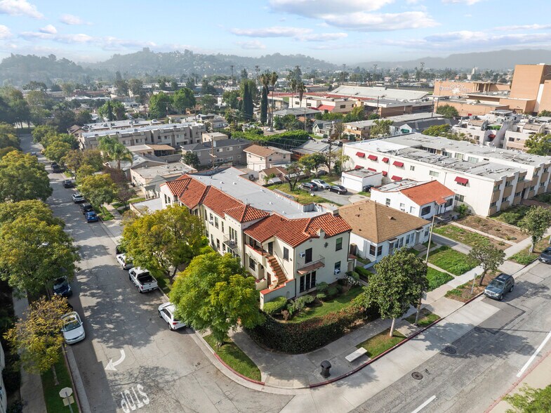 More Photos Of 1542 E Broadway, Glendale Apartments For Sale