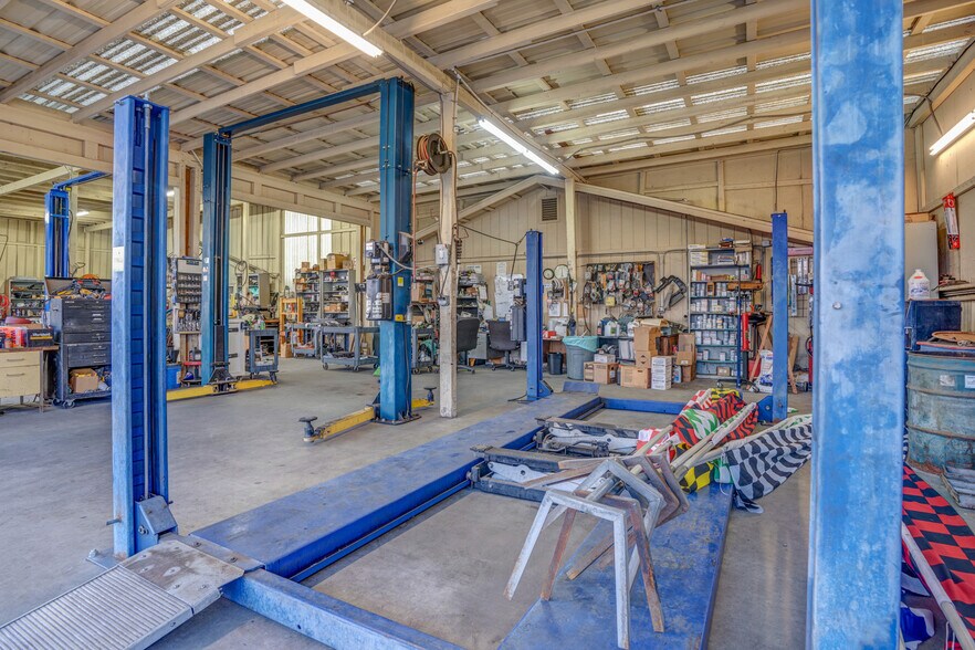 More Photos Of 854 Crows Landing Rd, Modesto Auto Dealership For Sale
