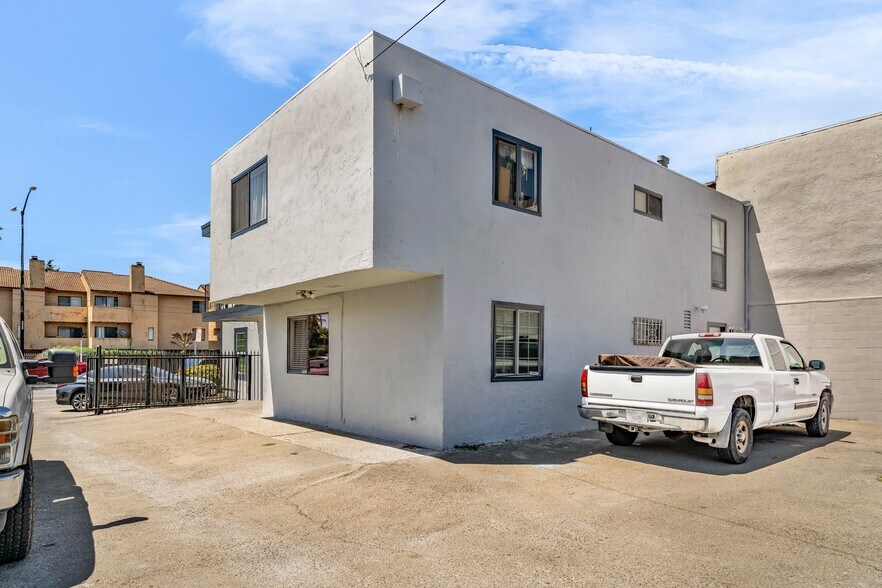 More Photos Of 14726 San Pablo Ave, San Pablo Apartments For Sale