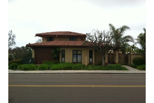 More Photos Of 2515 Pio Pico Dr, Carlsbad Medical For Lease