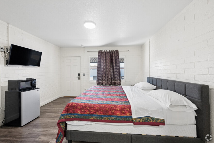 More Photos Of 3305 Fremont St, Las Vegas Hotel For Sale