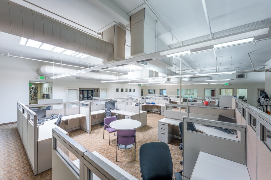 More Photos Of 7701 Herschel Ave, La Jolla Medical For Lease