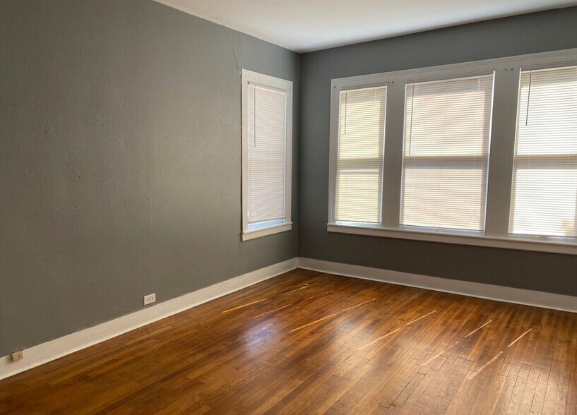 More Photos Of 333 Natalen Ave, San Antonio Multifamily For Sale