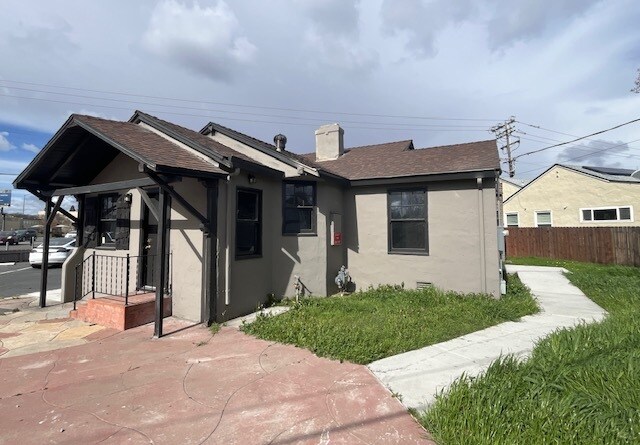 More Photos Of 3230 N El Dorado St, Stockton Office For Sale