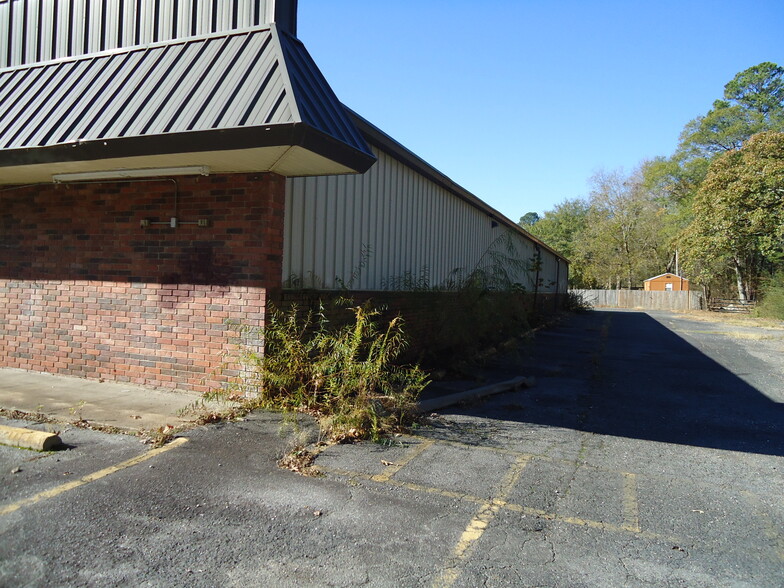More Photos Of 1018 McNeal St, Malvern Lodge Meeting Hall For Sale