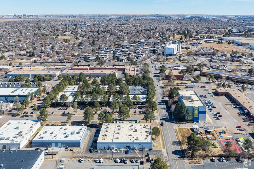 More Photos Of 4705 Oakland St, Denver Manufacturing For Sale