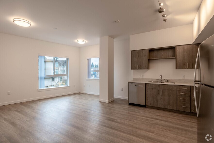 More Photos Of 12548 Lake City Way NE, Seattle Apartments For Lease