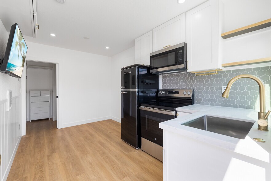More Photos Of 4162 Arizona St, San Diego Apartments For Sale