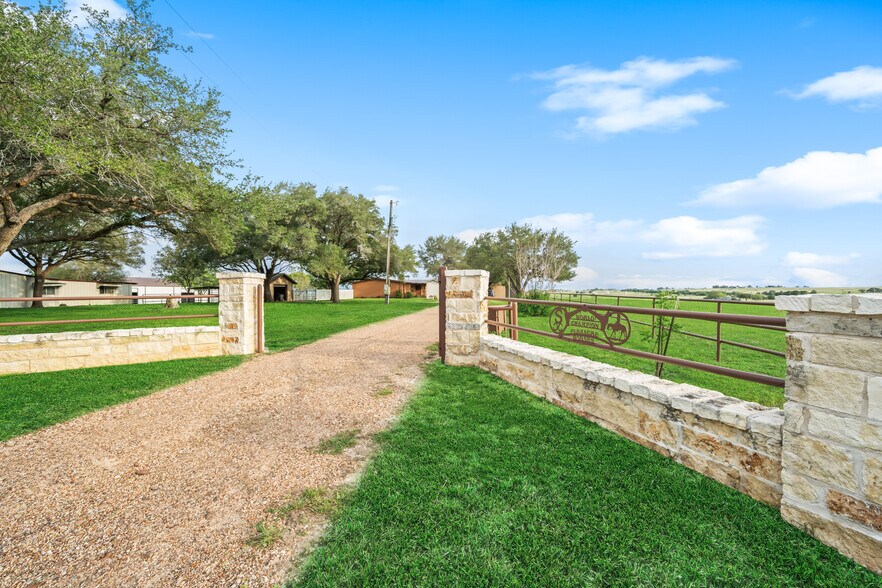 More Photos Of 119 FM 1891, Shiner Land For Sale