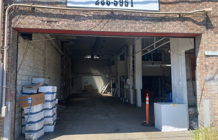 More Photos Of 1200-1218 N Killingsworth St, Portland Storefront For Sale