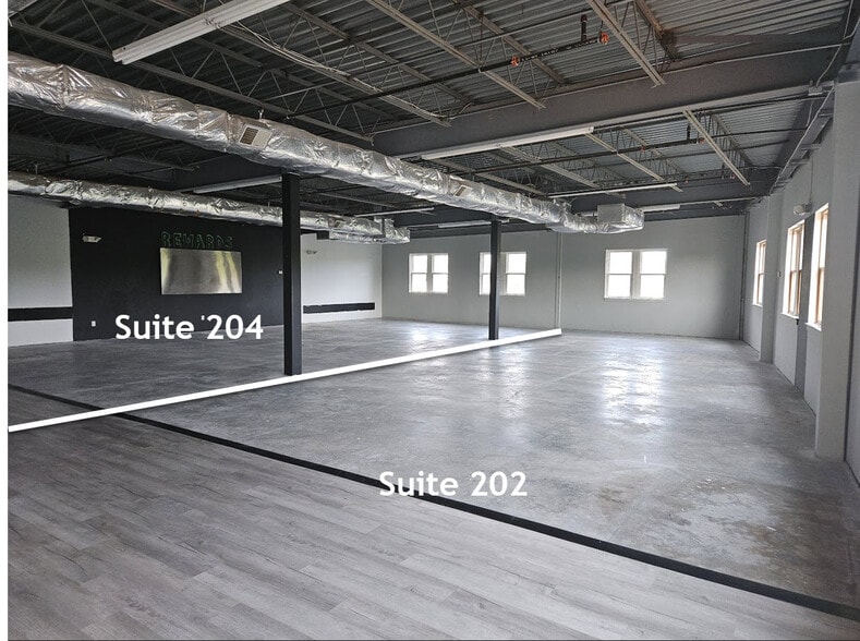 More Photos Of 5350 Summit Bridge Rd, Middletown Storefront Retail Office For Lease