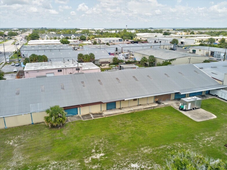 More Photos Of 12925 N 49th St, Clearwater Warehouse For Lease
