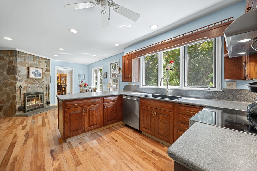 More Photos Of 0 Main Road, Westhampton Sports And Entertainment For Sale