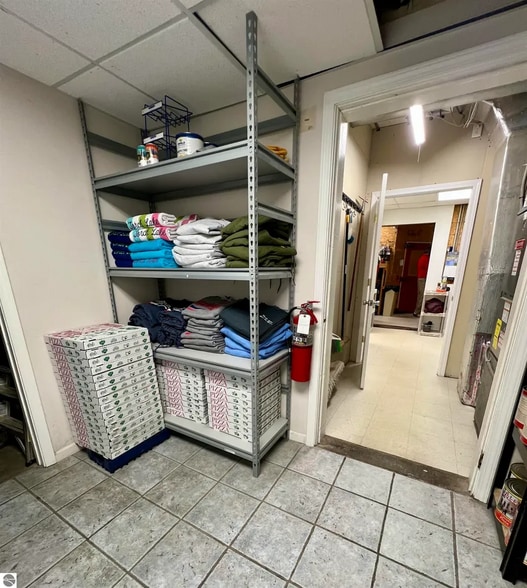 More Photos Of 12938 Cherry Ave, Rapid City Freestanding For Sale