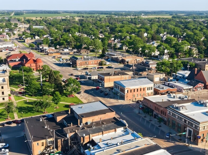 More Photos Of 134 W State St, Sycamore Office Residential For Sale