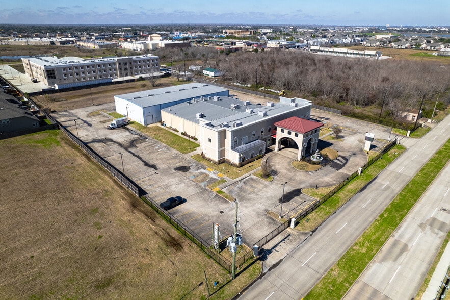 More Photos Of 6968 Howell Sugar Land Rd, Houston Lodge Meeting Hall For Sale