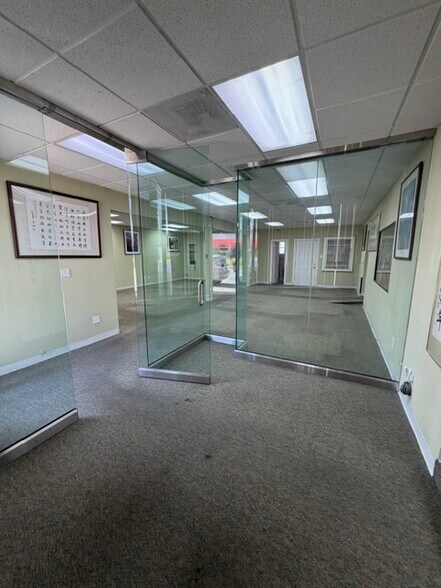 More Photos Of 3738 E Colorado Blvd, Pasadena Storefront Retail Office For Lease