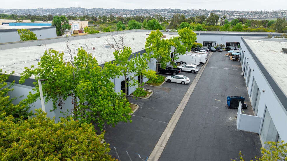 More Photos Of 494 W Calle Primera, San Diego Unknown For Lease