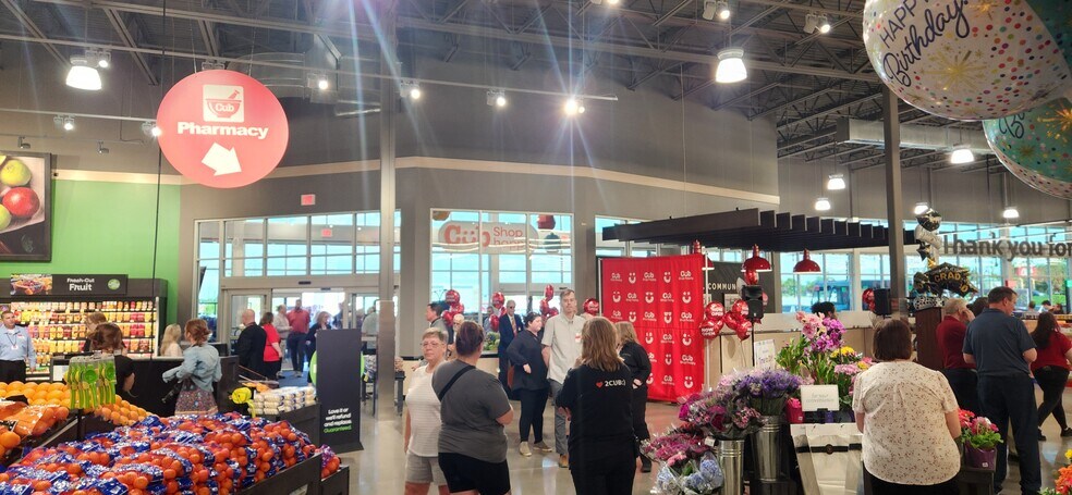 More Photos Of 1750-1800 County Road 42 W, Burnsville General Retail For Lease
