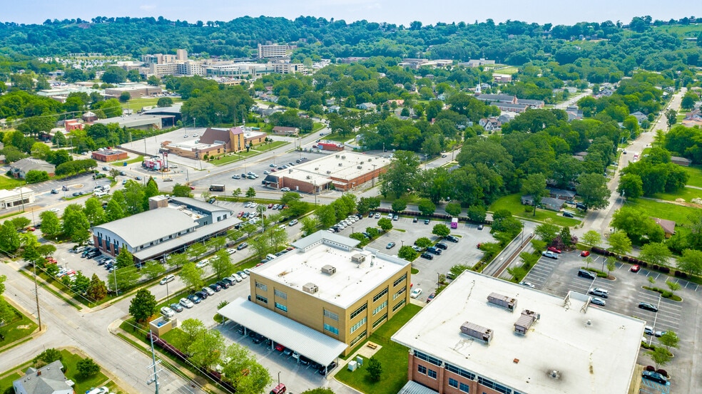 More Photos Of 281 N Lyerly St, Chattanooga Medical For Lease