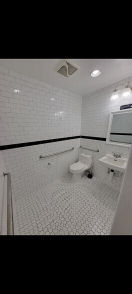More Photos Of 318 E 62nd St, New York Apartments For Lease