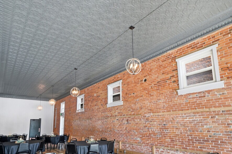 More Photos Of 209 N Main St, Delphos Restaurant For Sale