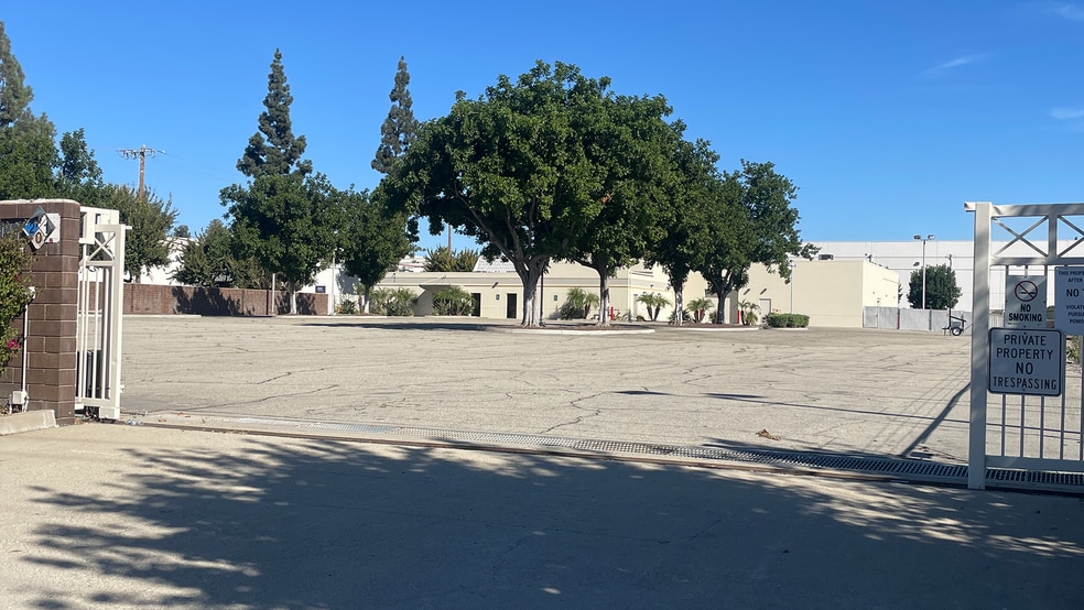More Photos Of 1000 Walnut Ave, Pomona Land For Lease