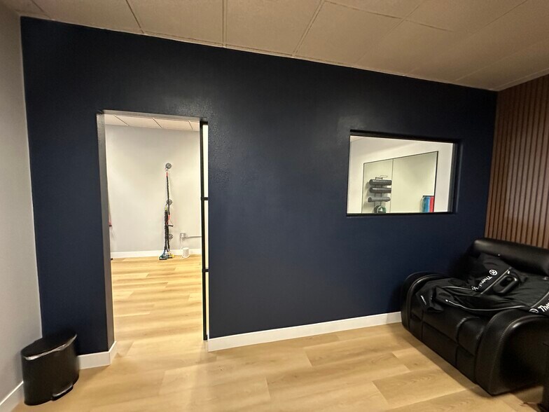 More Photos Of 861 Harold Pl, Chula Vista Research And Development For Sale