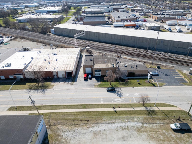 More Photos Of 4135 W 123rd St, Alsip Warehouse For Lease