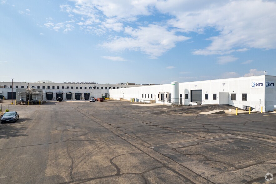 More Photos Of 1601 Dry Creek Dr, Longmont Research And Development For Lease