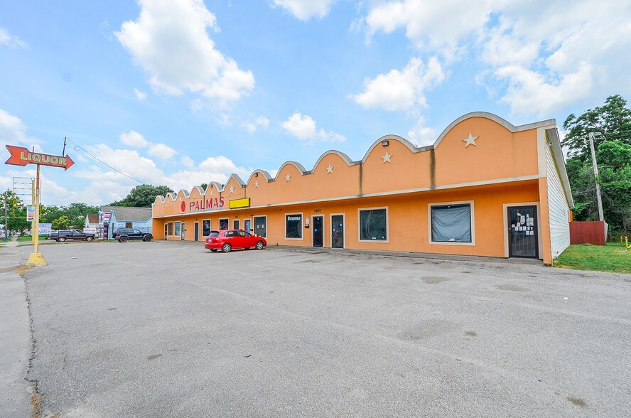 More Photos Of 7645-7661 Park Place Blvd, Houston Restaurant For Sale