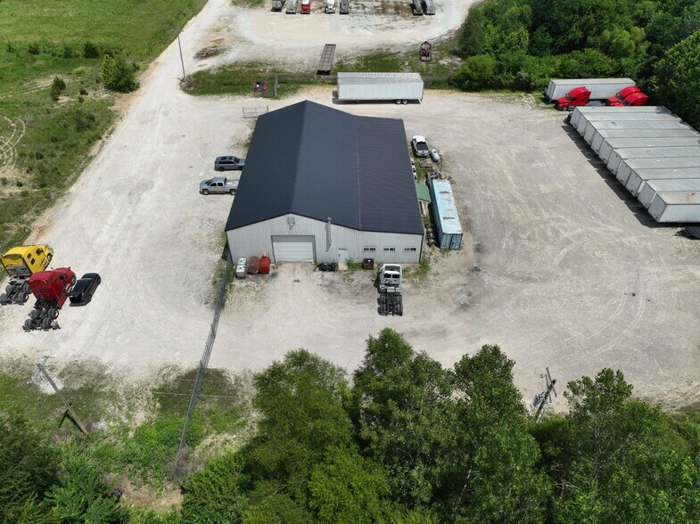 More Photos Of 100 Star Connection Dr, Wright City Warehouse For Sale