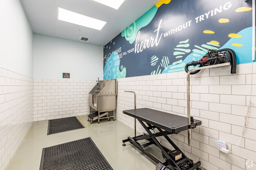 More Photos Of 361 N ROSALIND AVE, Orlando Apartments For Lease