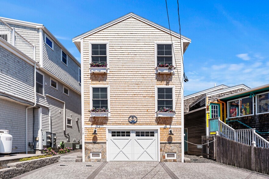 More Photos Of , Ogunquit Unknown For Sale