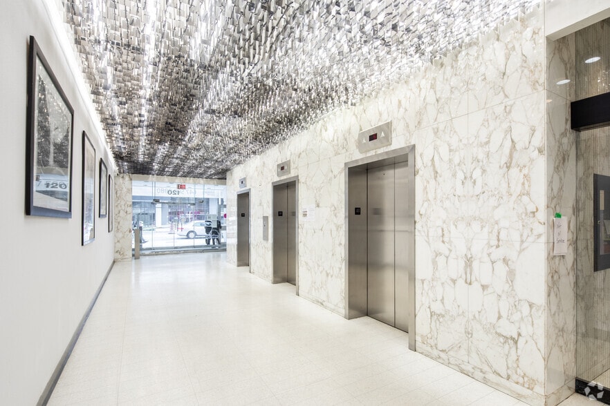 More Photos Of 120 Eglinton Ave E, Toronto Medical For Lease