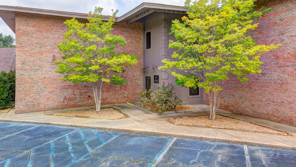 Primary Photo Of 4249 Lomac St, Montgomery Office Residential For Lease