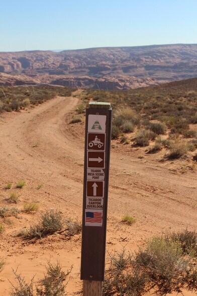More Photos Of MM 28 Highway 276 Lodge, Lake Powell Hotel For Sale