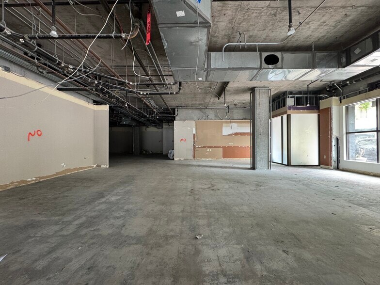 More Photos Of 1435 India St, San Diego Apartments For Lease