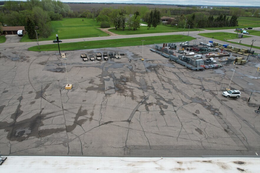 More Photos Of 1202 4th Ave S, Wahpeton Freestanding For Sale