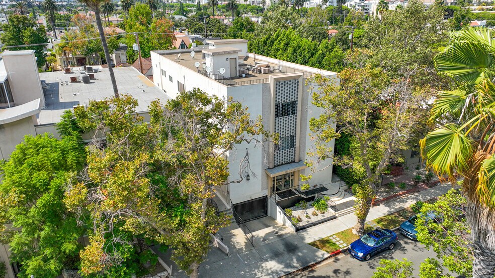 Primary Photo Of 245 N Almont Dr, Beverly Hills Apartments For Sale