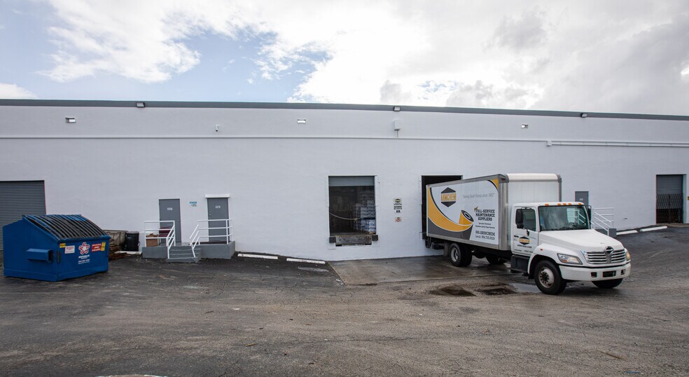 More Photos Of 3555-3569 NW 53rd Ct, Fort Lauderdale Unknown For Lease