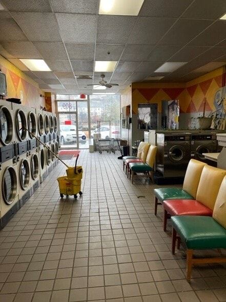 More Photos Of 801-829 Southern Ave, Oxon Hill Unknown For Lease