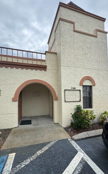 More Photos Of 1684 N Belcher Rd, Clearwater Flex For Lease