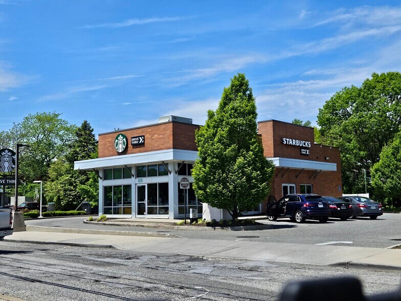 More Photos Of 3056-3068 Hempstead Tpke, Levittown General Retail For Lease