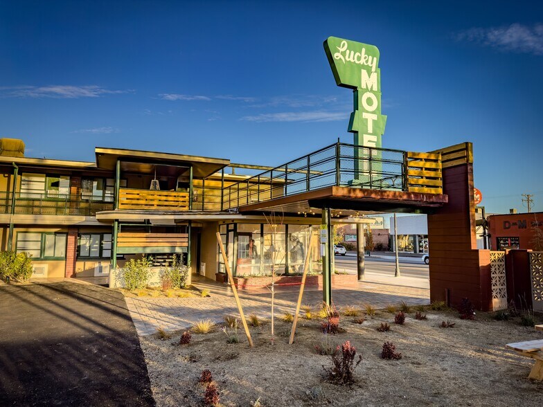 More Photos Of 1011 E 4th St, Reno Hotel For Sale