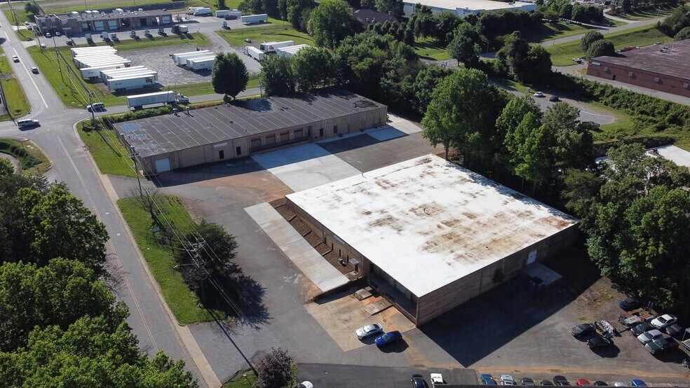 Primary Photo Of 3350 20th Ave SE, Newton Industrial For Sale