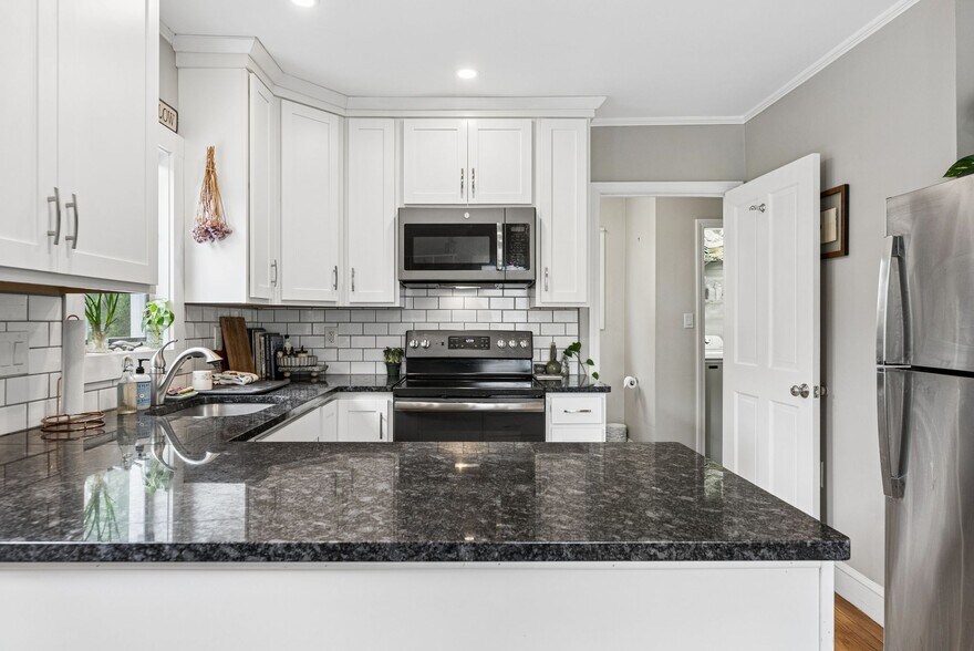 More Photos Of 850 Washington Ave, Portland Apartments For Sale