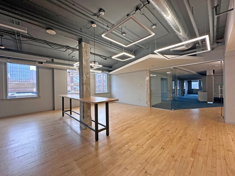 More Photos Of 89 Ionia Ave NW, Grand Rapids Office For Lease