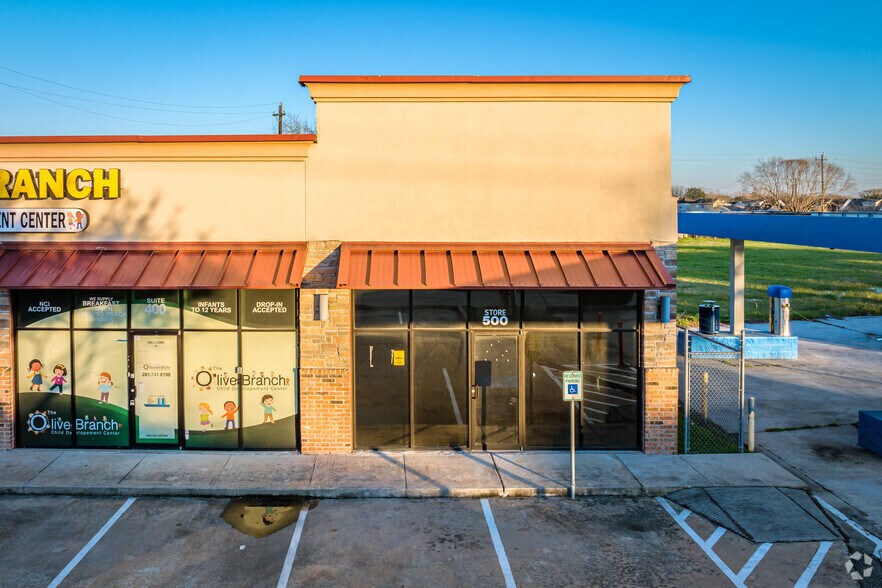 More Photos Of 15211 Fondren Rd, Missouri City Unknown For Lease